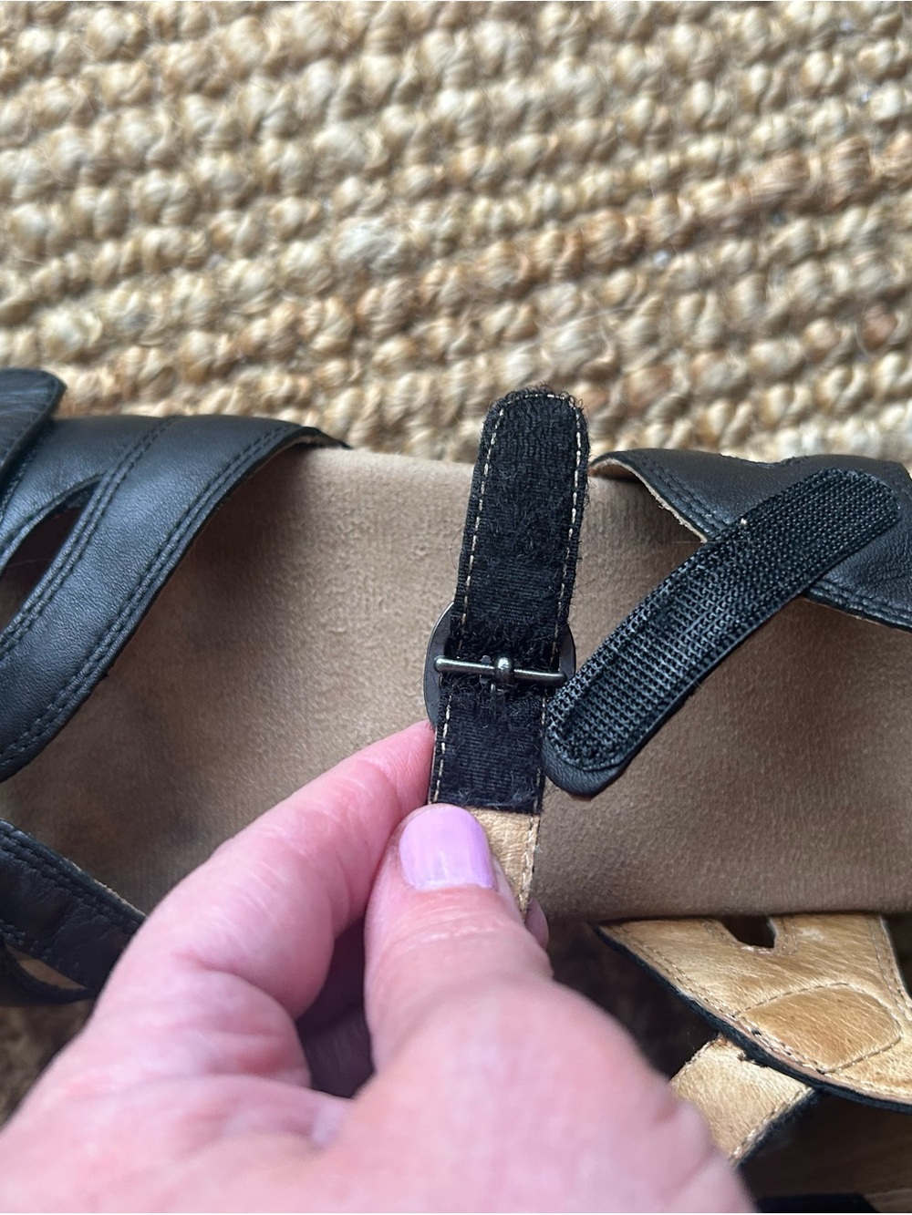 Dansko Women’s Black Leather Strappy Slingback Sandals - Picture 13 of 13